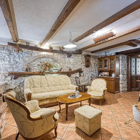 Holiday home Casa Gianni Plomin